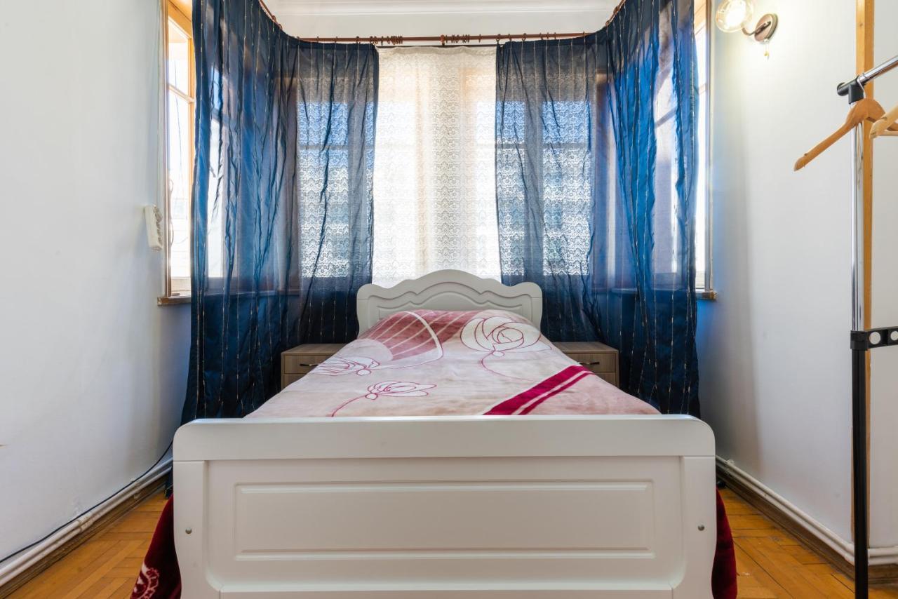 Center 4 You Hotel Tbilisi Zewnętrze zdjęcie