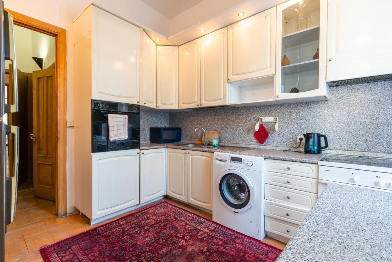 Center 4 You Hotel Tbilisi Zewnętrze zdjęcie